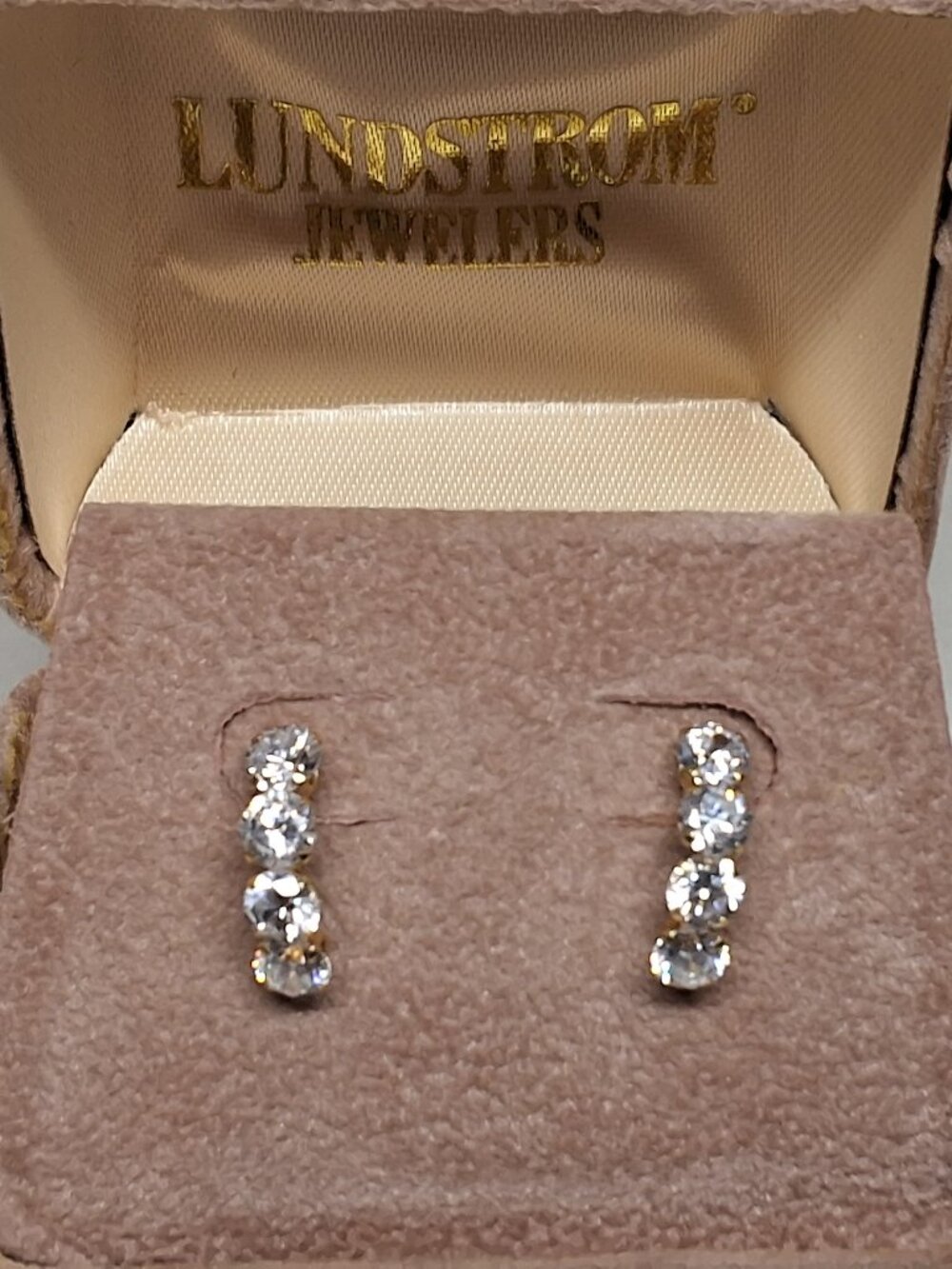 Vintage 14k Yellow Gold CZ Drop/Dangle Post Earrings approx 1.2 ct tw